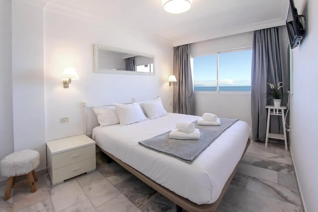 Fantastic Ocean View Apartment Buena Vista With Amazing Pools, 108 Acantilado de los Gigantes Spanyolország