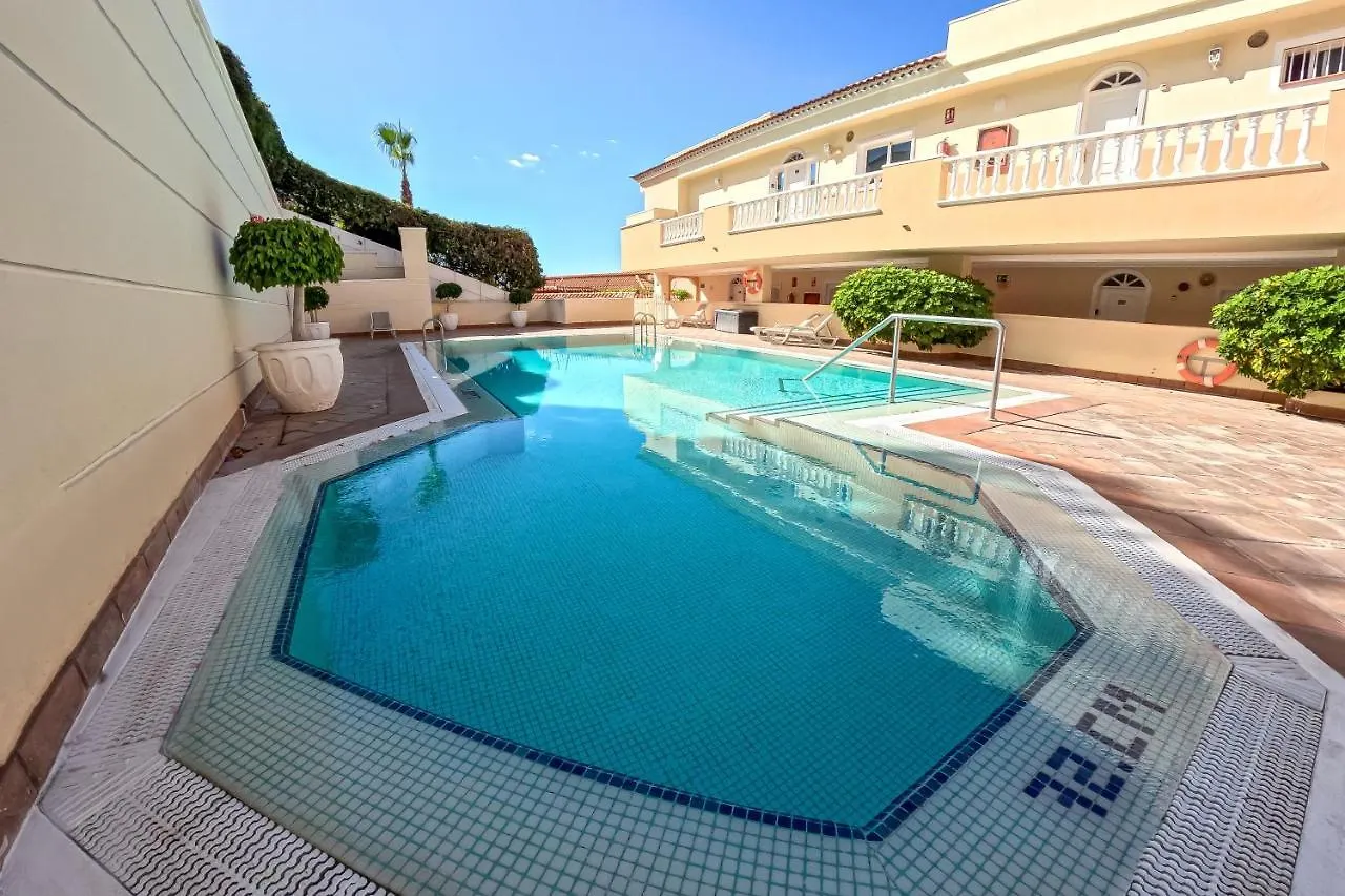 Fantastic Ocean View Apartment Buena Vista With Amazing Pools, 108 Acantilado de los Gigantes